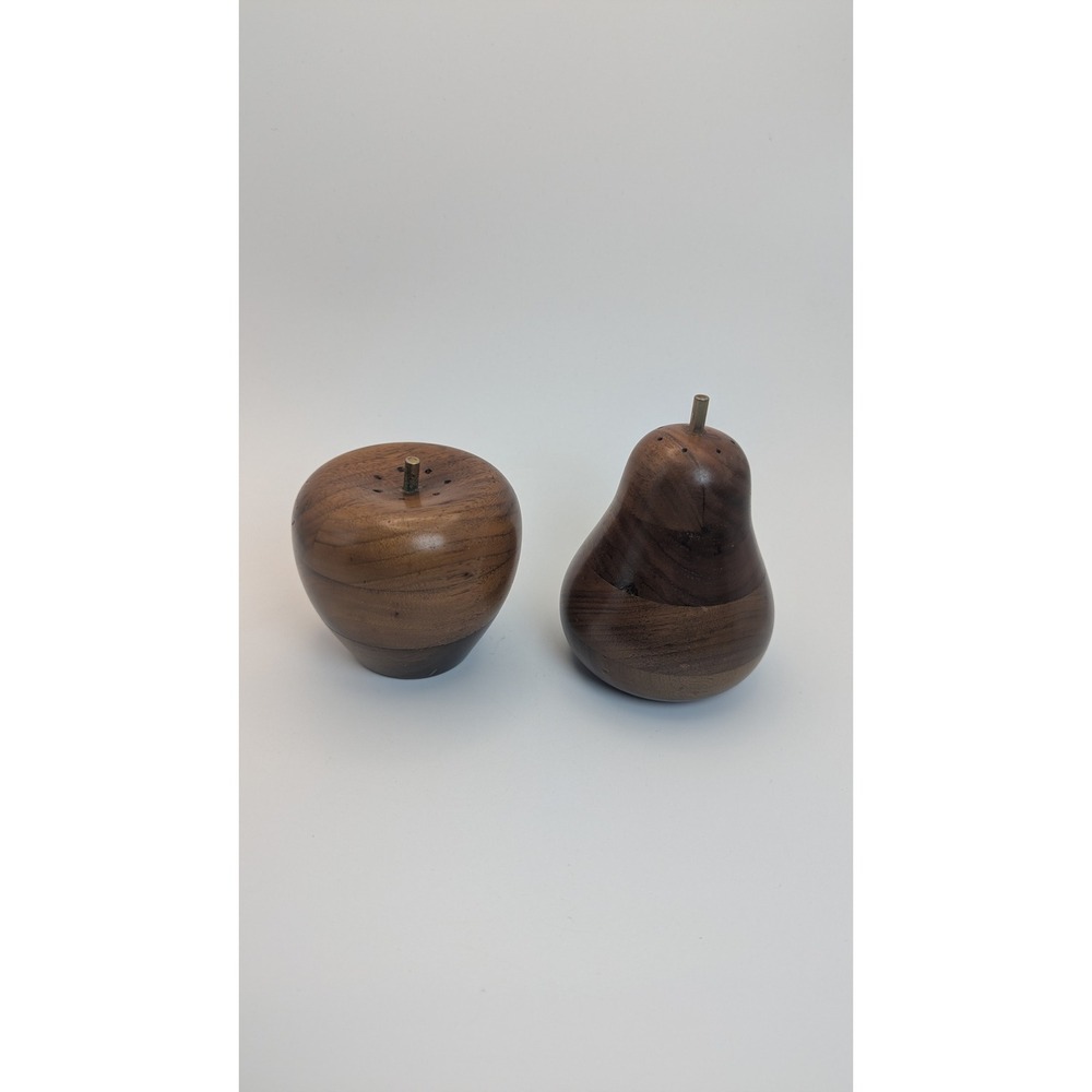 Vintage Wooden Apple Pear Salt Pepper Shakers Set Mid Century Modern Teacher‎